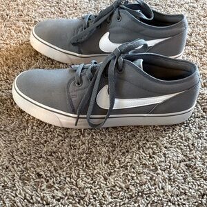 Nike Gray and White Men's Sneakers
